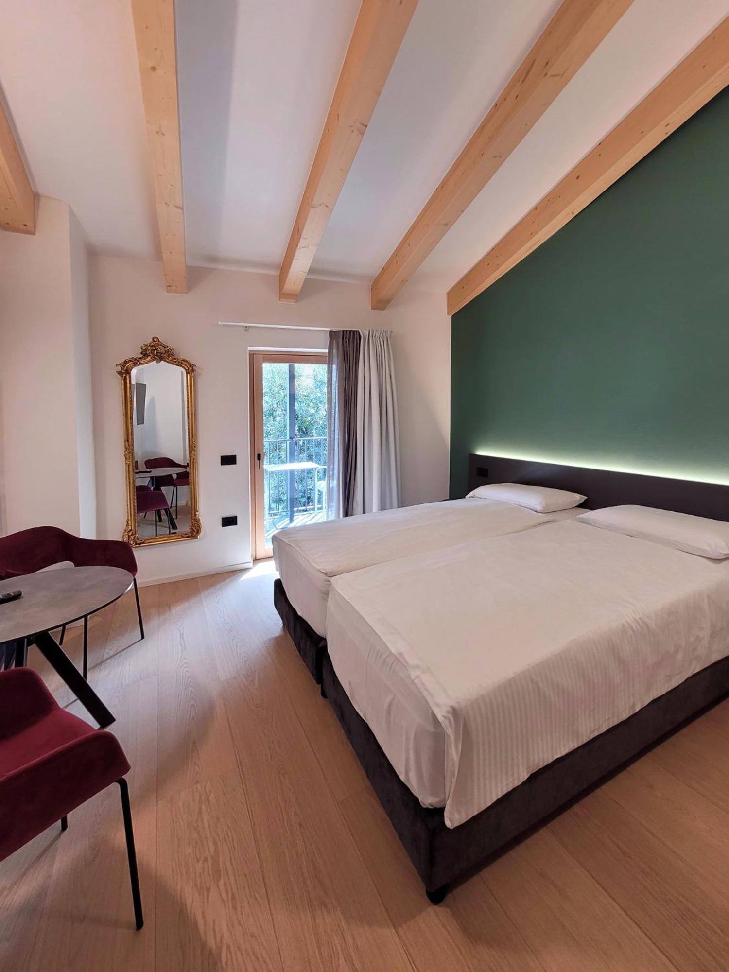 Locanda Restel De Fer Riva del Garda Ngoại thất bức ảnh